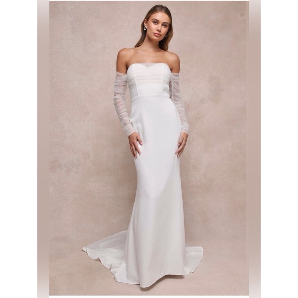 Lulus White Mermaid Wedding Dress NWT Size Small